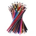 цветные карандаши, фломастеры, мелки - фото