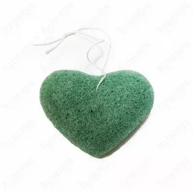 Спонж конжаковый Kristaller с экстрактом зеленого чая (СЕРДЦЕ)  - фото