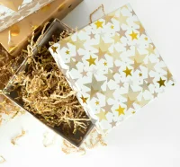 Коробка Золотые звезды, Белый, Металлик, 15.5*15.5*7.5 см.1 шт Белый - фото