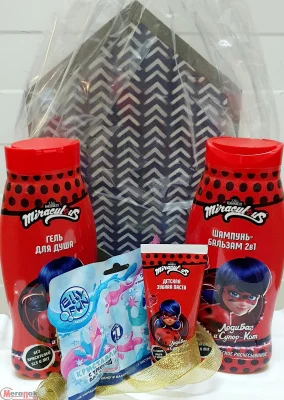 Подарочный набор "Леди Баг" 6 пред.( гель/душа, зуб.паста, шмпунь, кристаллы/ванны, бокс)  - фото