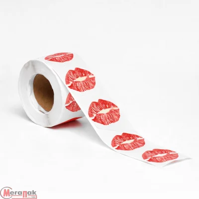 Этикетка d35 мм Стикер Поцелуй 100шт в рулоне Разноцветный - фото