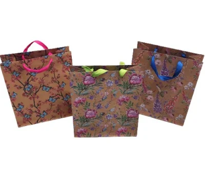 Пакет подарочный бумажный с ручками 32*26*12 Крафт, арт. L421,L421-1, L426  цветы  - фото