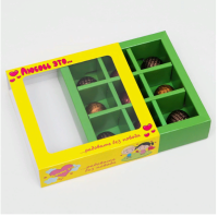 Коробка карт. с обечайкой под 9 конфет "Любовь-это" желто-зеленая 13,7*13,7*3,5 см 7007639 UPAK LAND  - фото